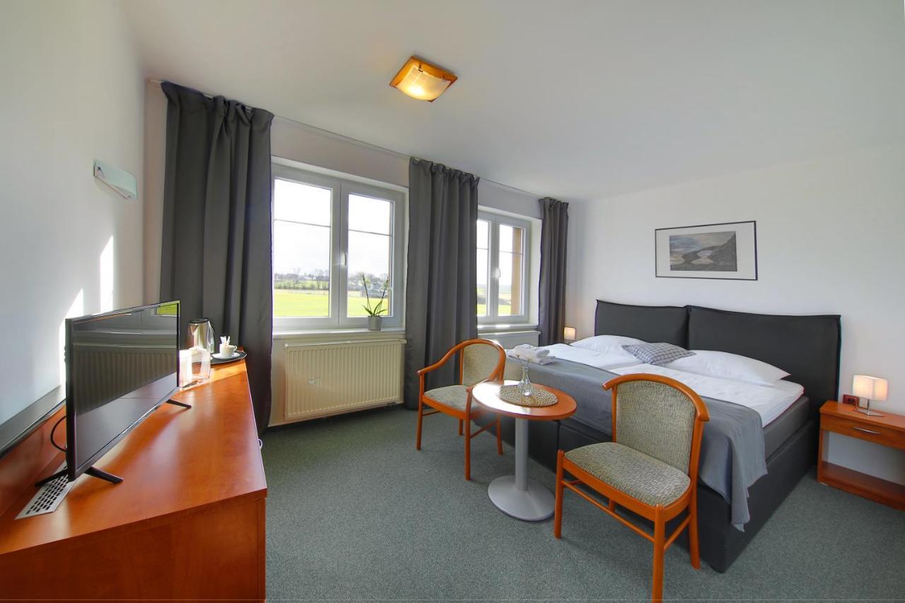 Hotel Brada Jičín Εξωτερικό φωτογραφία