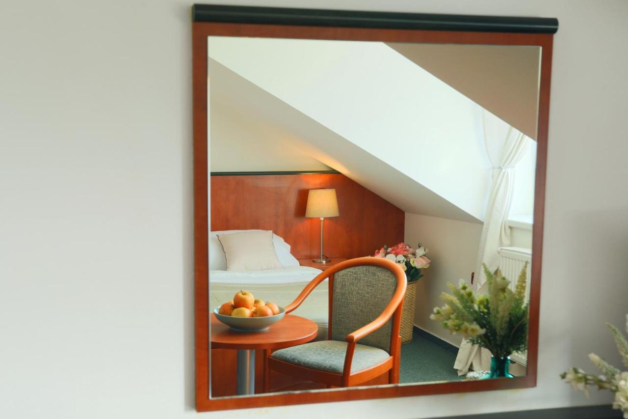 Hotel Brada Jičín Εξωτερικό φωτογραφία