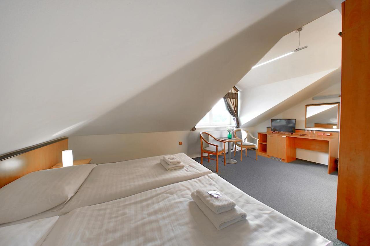 Hotel Brada Jičín Εξωτερικό φωτογραφία